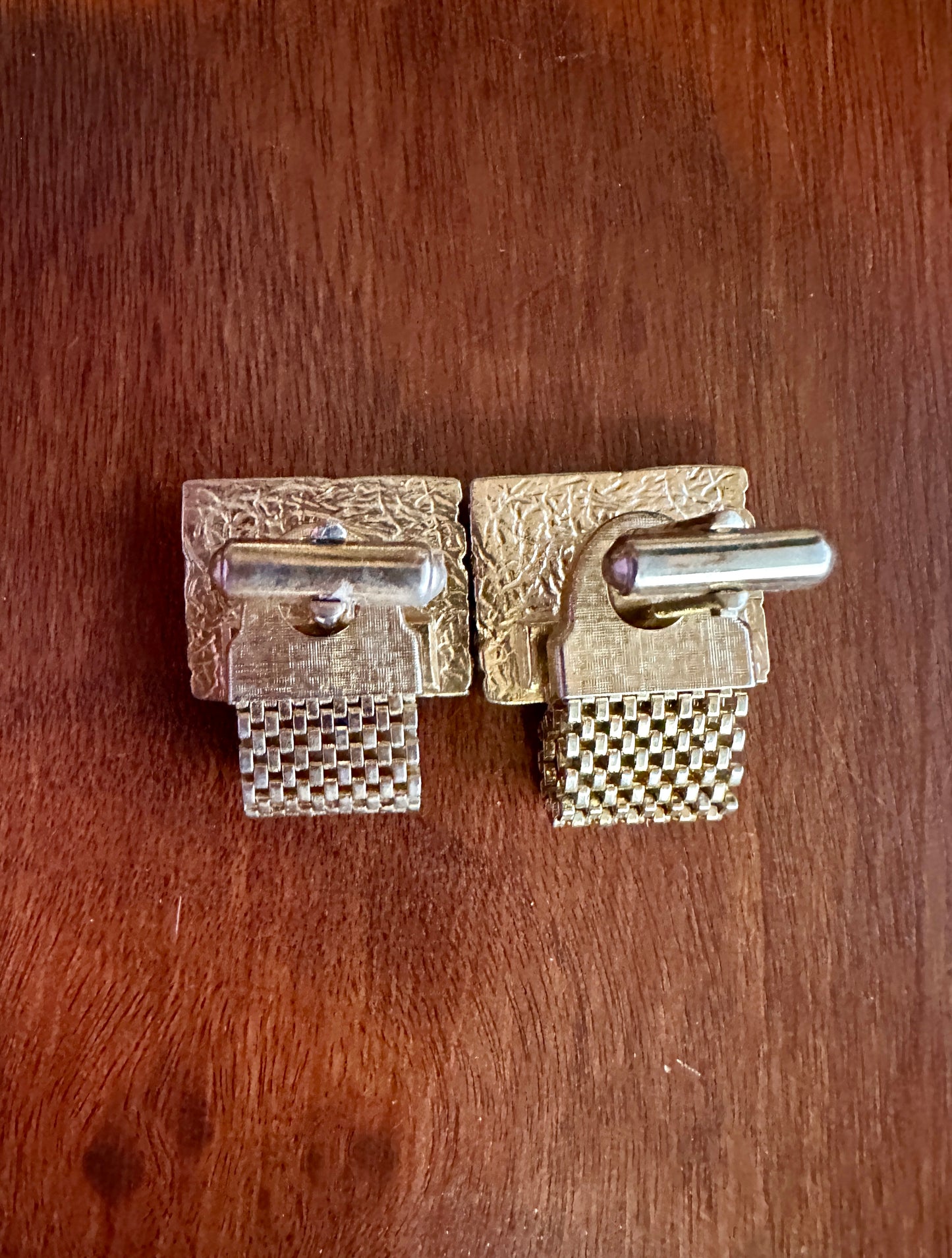 Vintage 70s Gold Tone Mesh Brown Agate Large Face Cuff Links