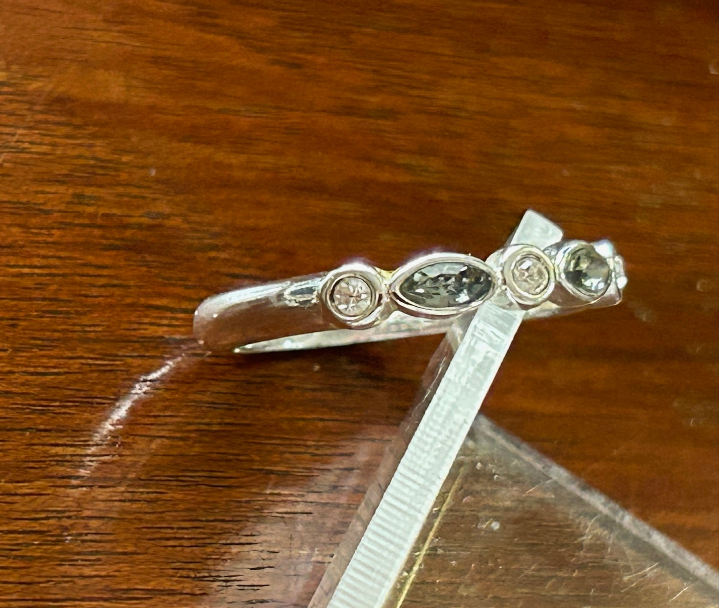 Silver Tone Gray White Clear Ring Band Marquise Round Sz 7