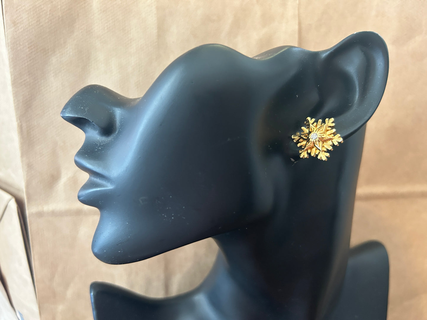 Vintage Avon Gold Tone Rhinestone Snowflake Pierced Stud Earrings