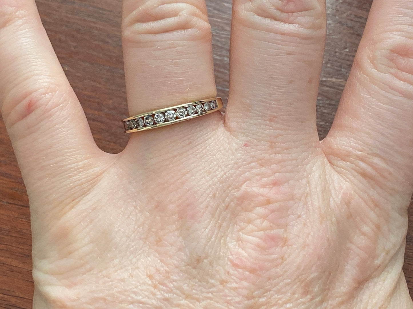 10k Yellow Gold Channel Set Diamond Band Ring Sz 7.75