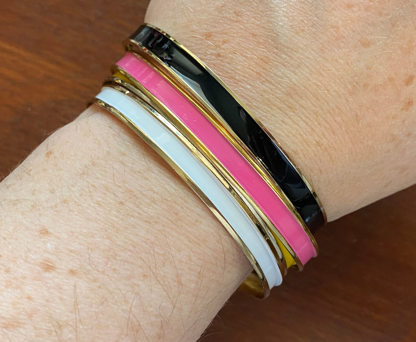 Lot of 4 Vintage Napier Gold Tone Multicolored Bangle Bracelets Enamel