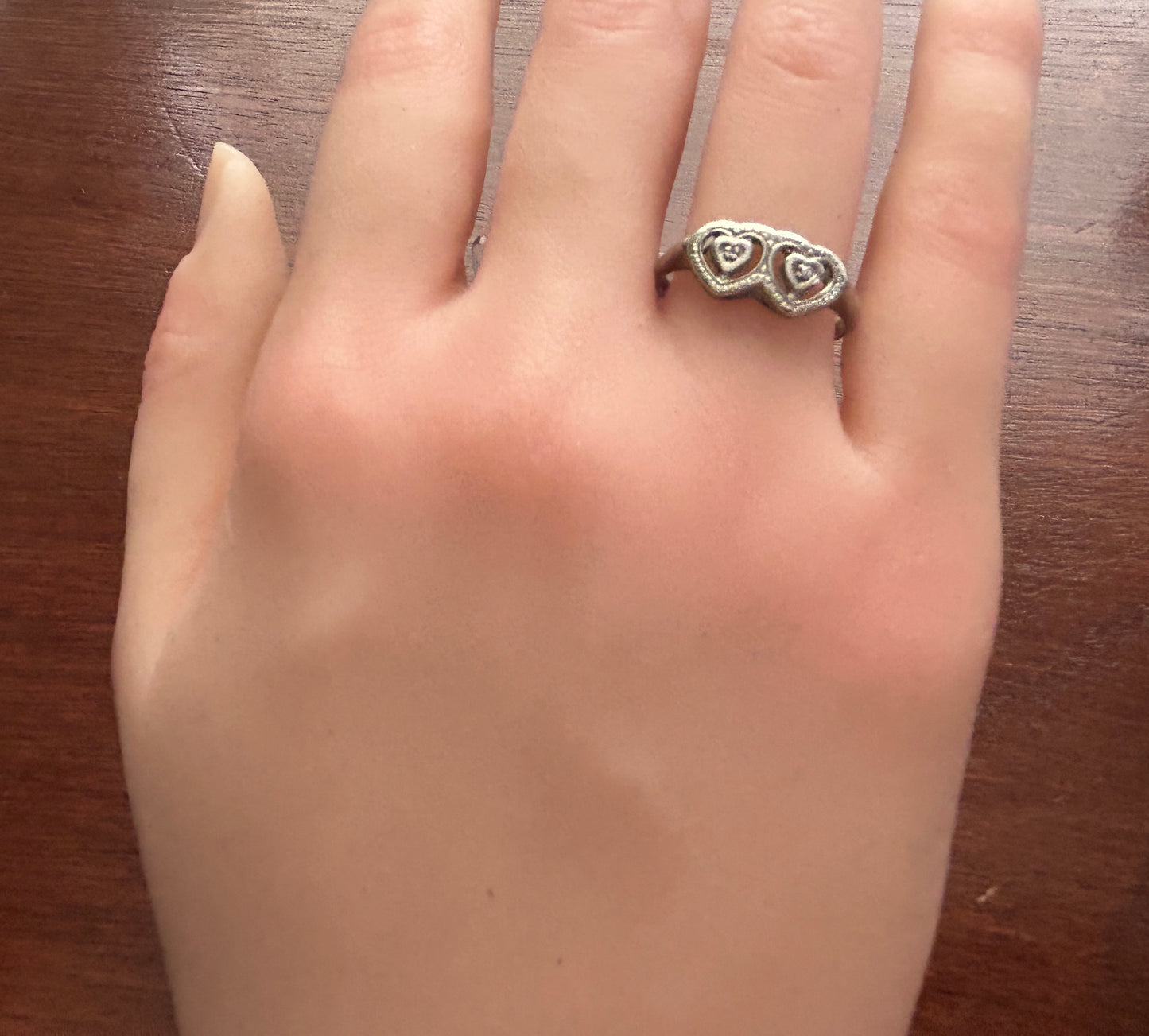 10k White Gold Diamond Accent Double Heart Ring Sz 6