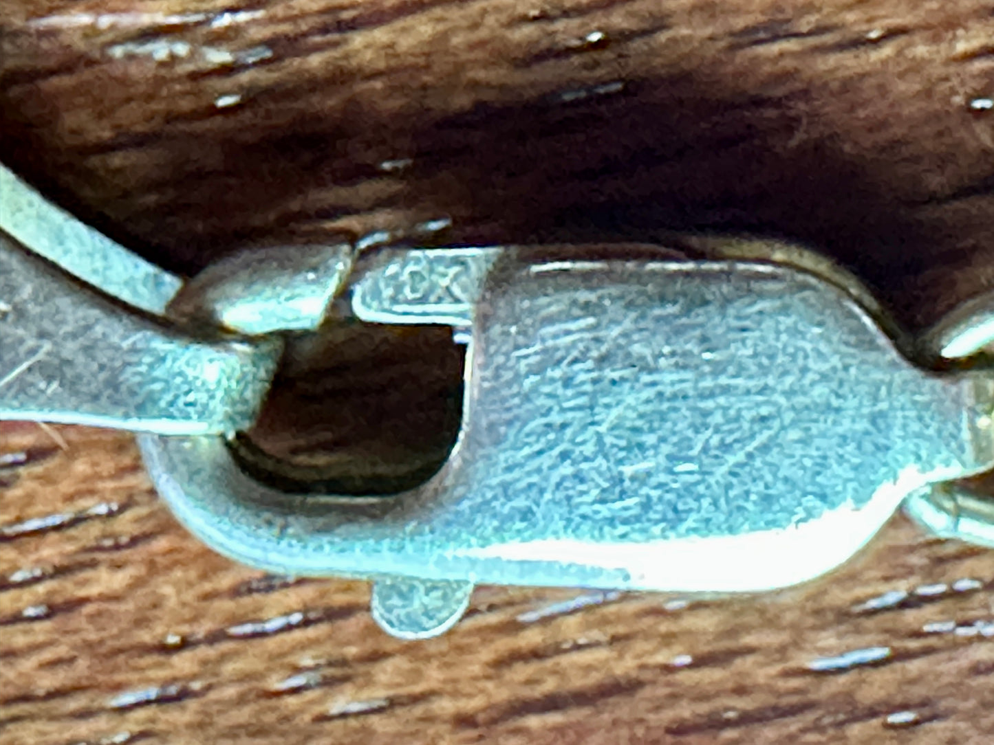 10k Yellow Gold Flat Figaro Chain Necklace 21.5" Long x 4mm * Damaged Link *
