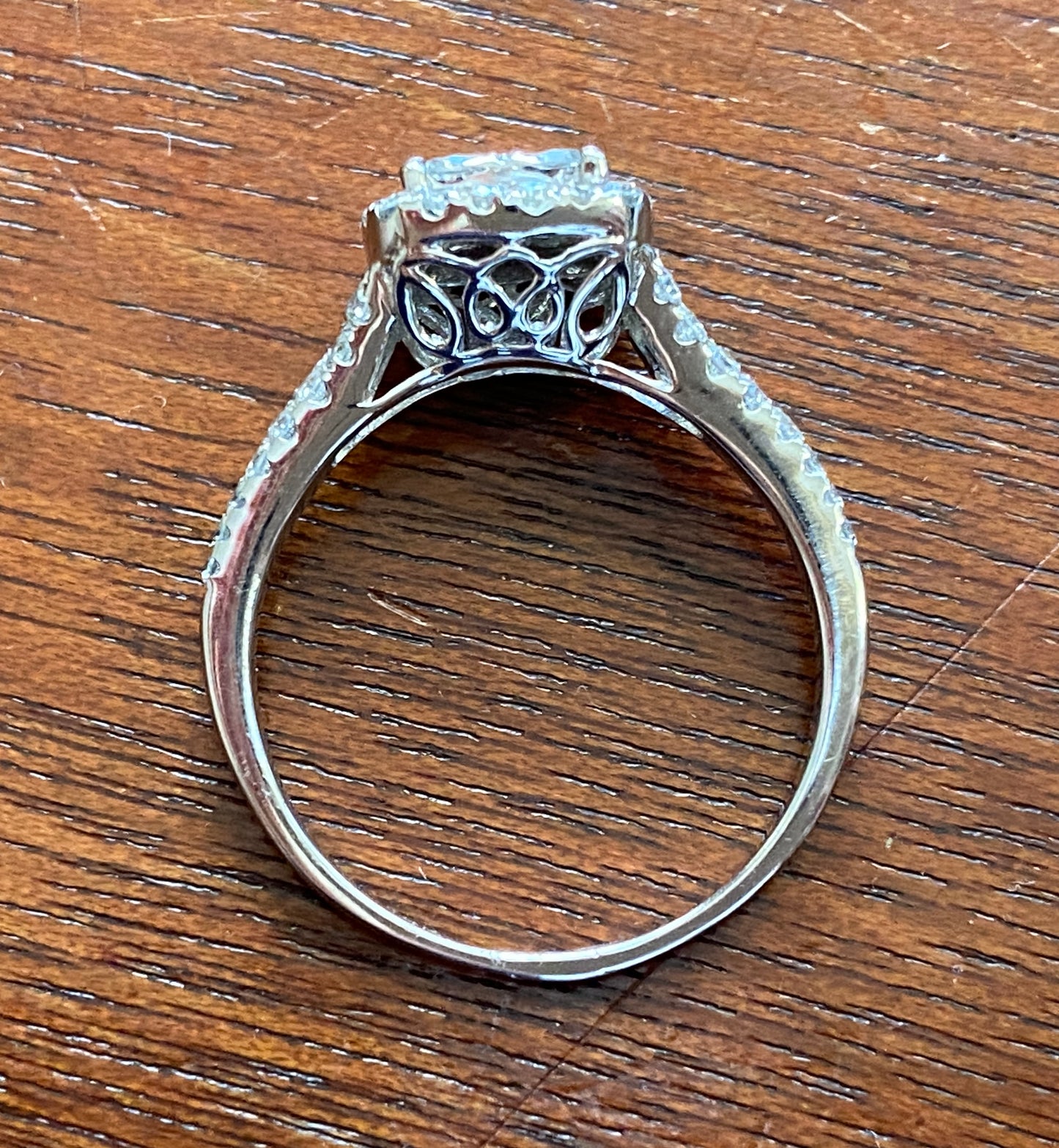 14k White Gold .75ctw Round Diamond Engagement Halo Ring Sz 7.75
