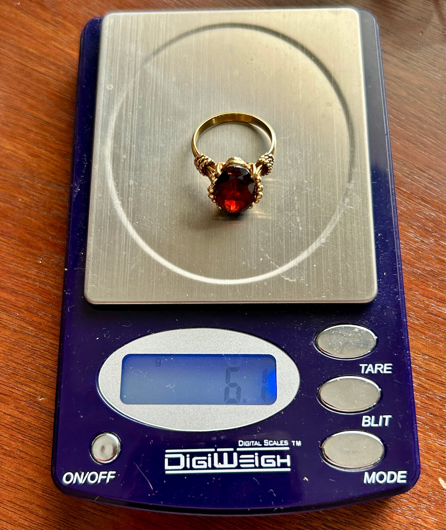 Vintage 14k (750) Yellow Gold Large Faceted Garnet Cocktail Ring Sz 7.5
