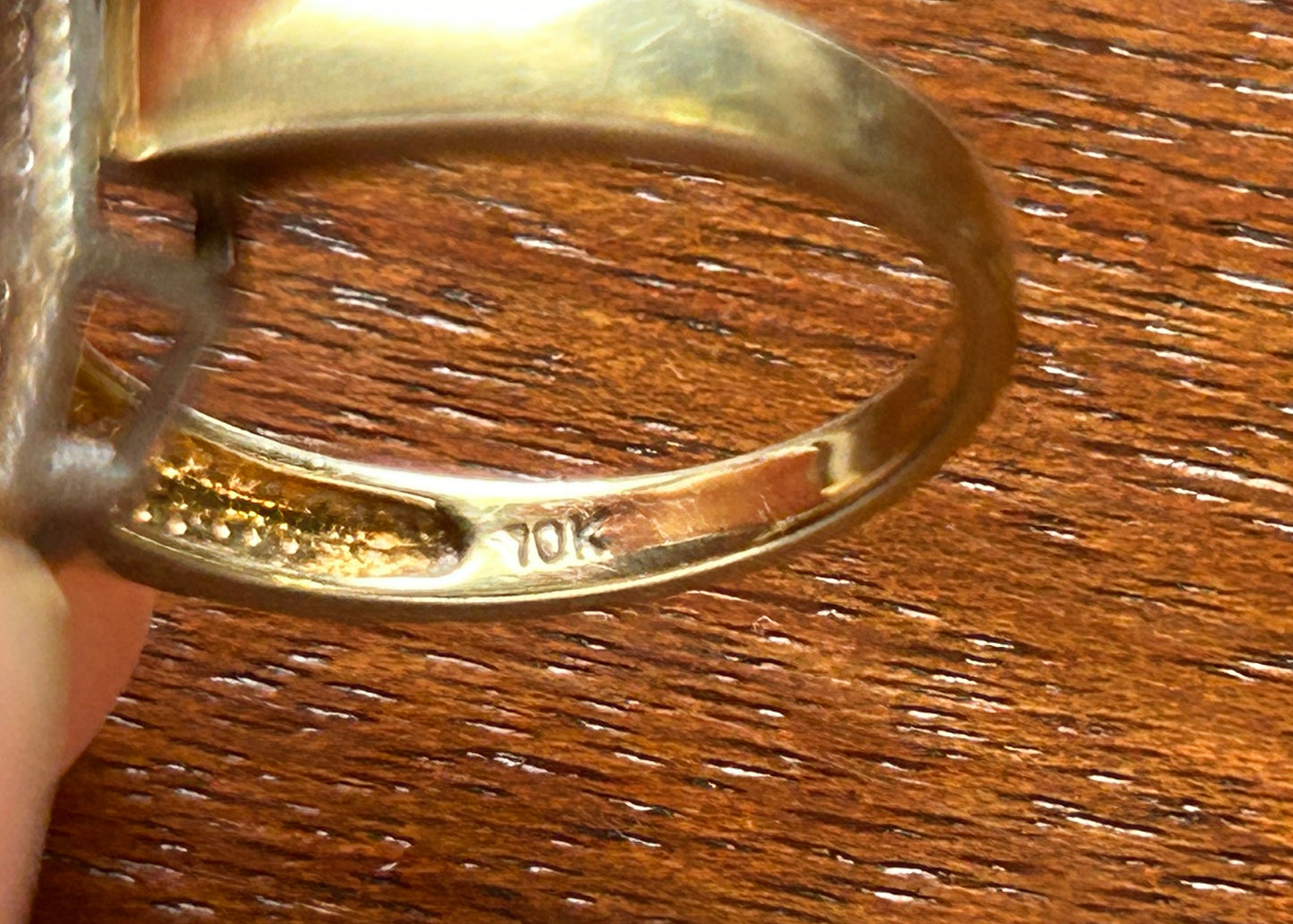 10k Yellow Two Tone Gold Diamond Pave Ring Sz 7