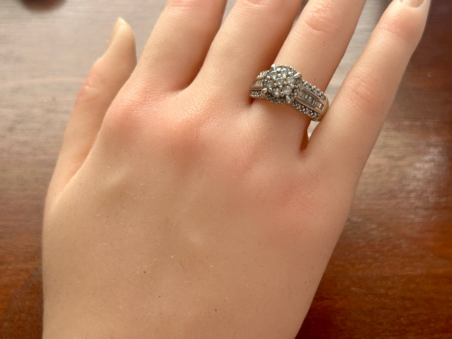 10k White Gold 1ctw Diamond Cluster Ring Sz 7.75 Signed ZEI Baguette Round