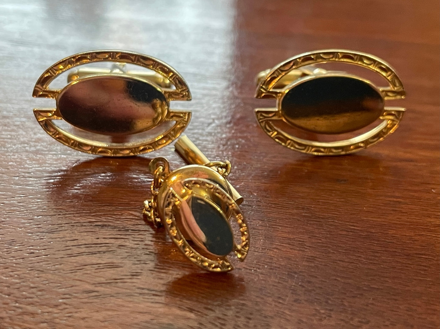 Vintage Midcentury Anson Gold Tone Cuff Link Tie Tack Set