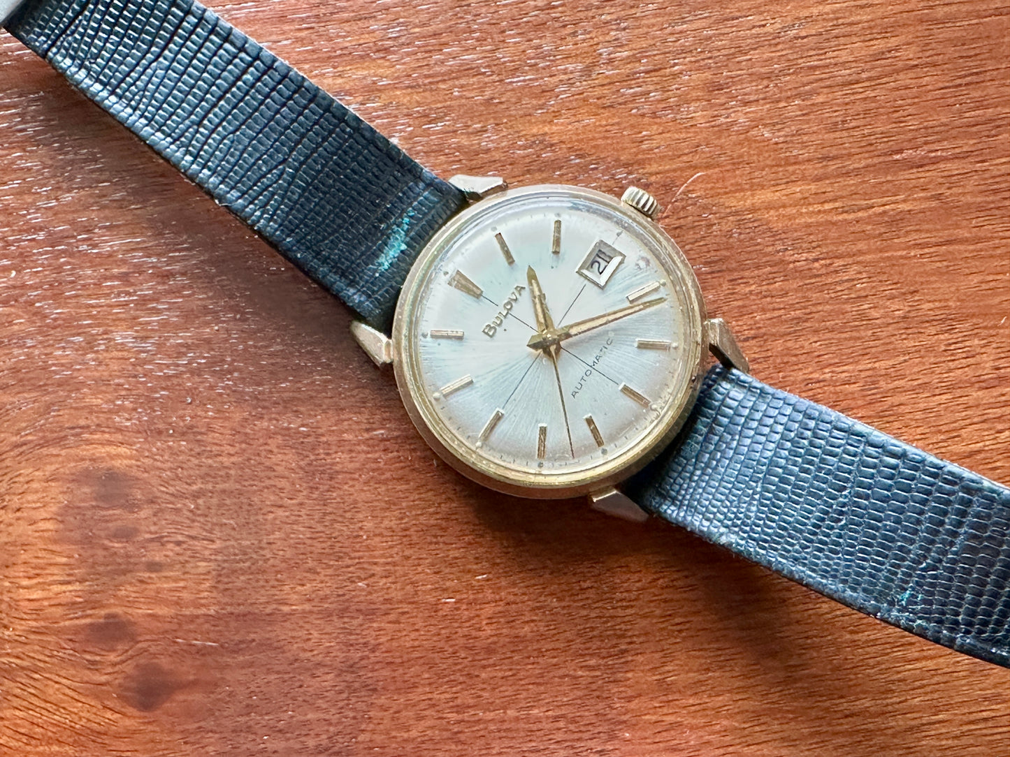 Vintage Bulova Self Winding Automatic 17j Mens Wristwatch Watch Day Date 10k RG