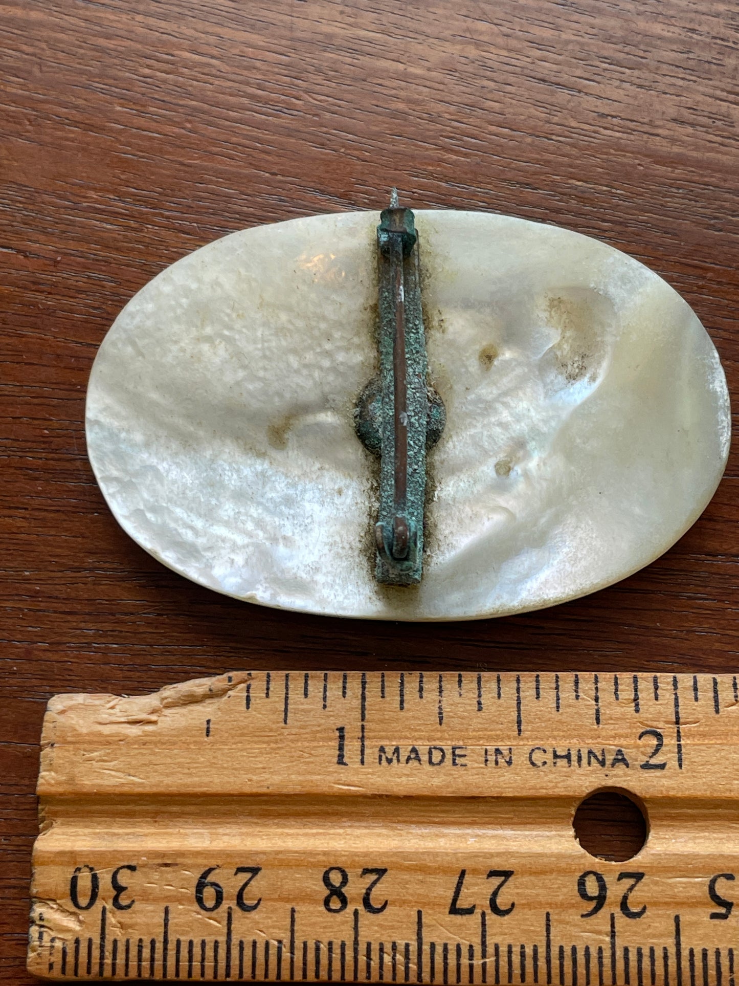 Vintage Art Deco Carved Mother of Pearl Shell Brooch 1930's