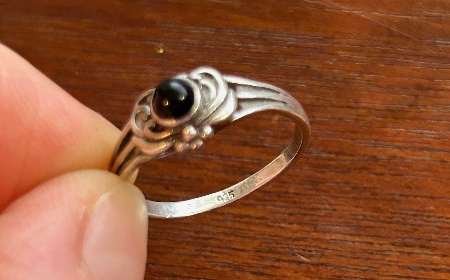 Dainty Sterling Silver 925 Onyx Cabochon Ring Sz 6.75