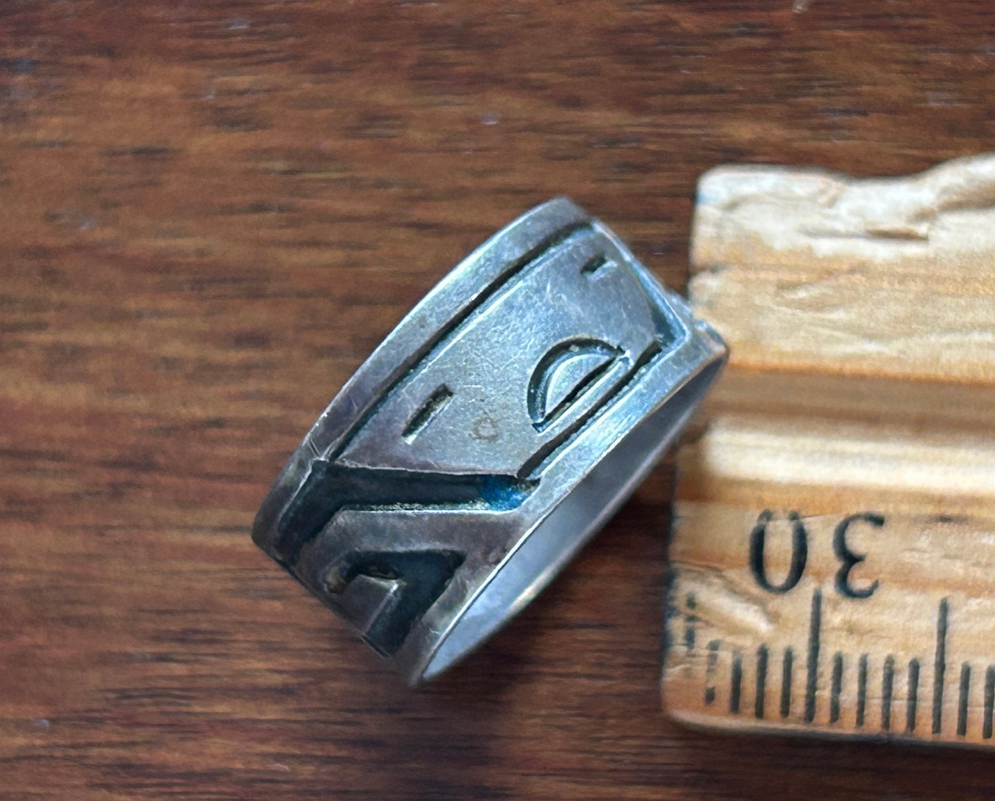 Vintage Sterling Silver 925 Wide Band Ring Face Design Sz 6