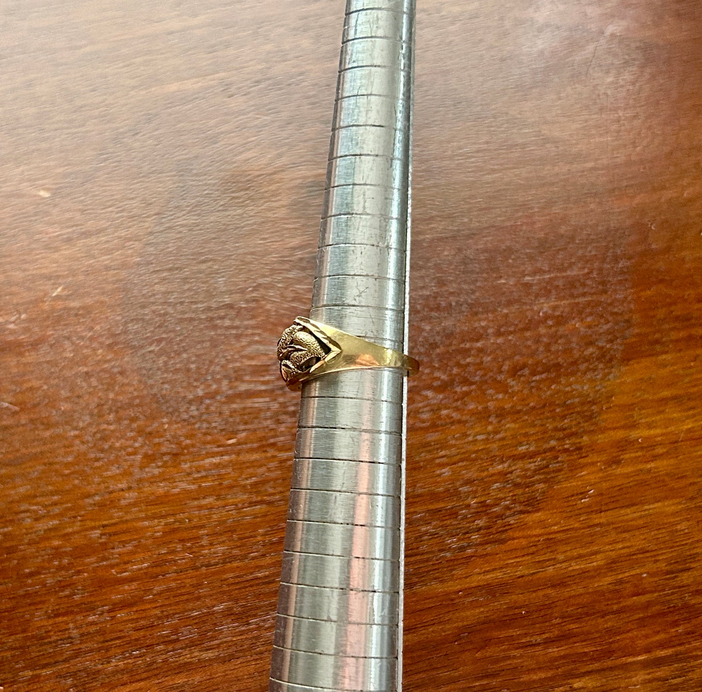 10k Yellow Gold Open Work Floral Motif Cocktail Ring Band Sz 7