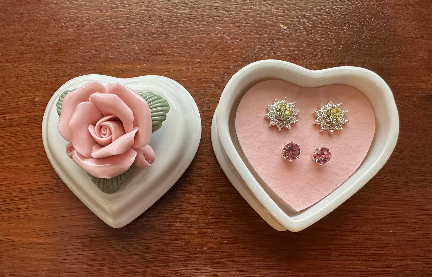 Vintage Avon Rose Jewelry Trinket Box with Stud Earrings
