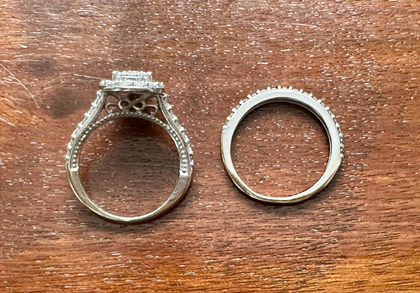 You + I 10k White Gold 1 1/4cttw Tear Drop Diamond Engagement Wedding Ring Sz 6