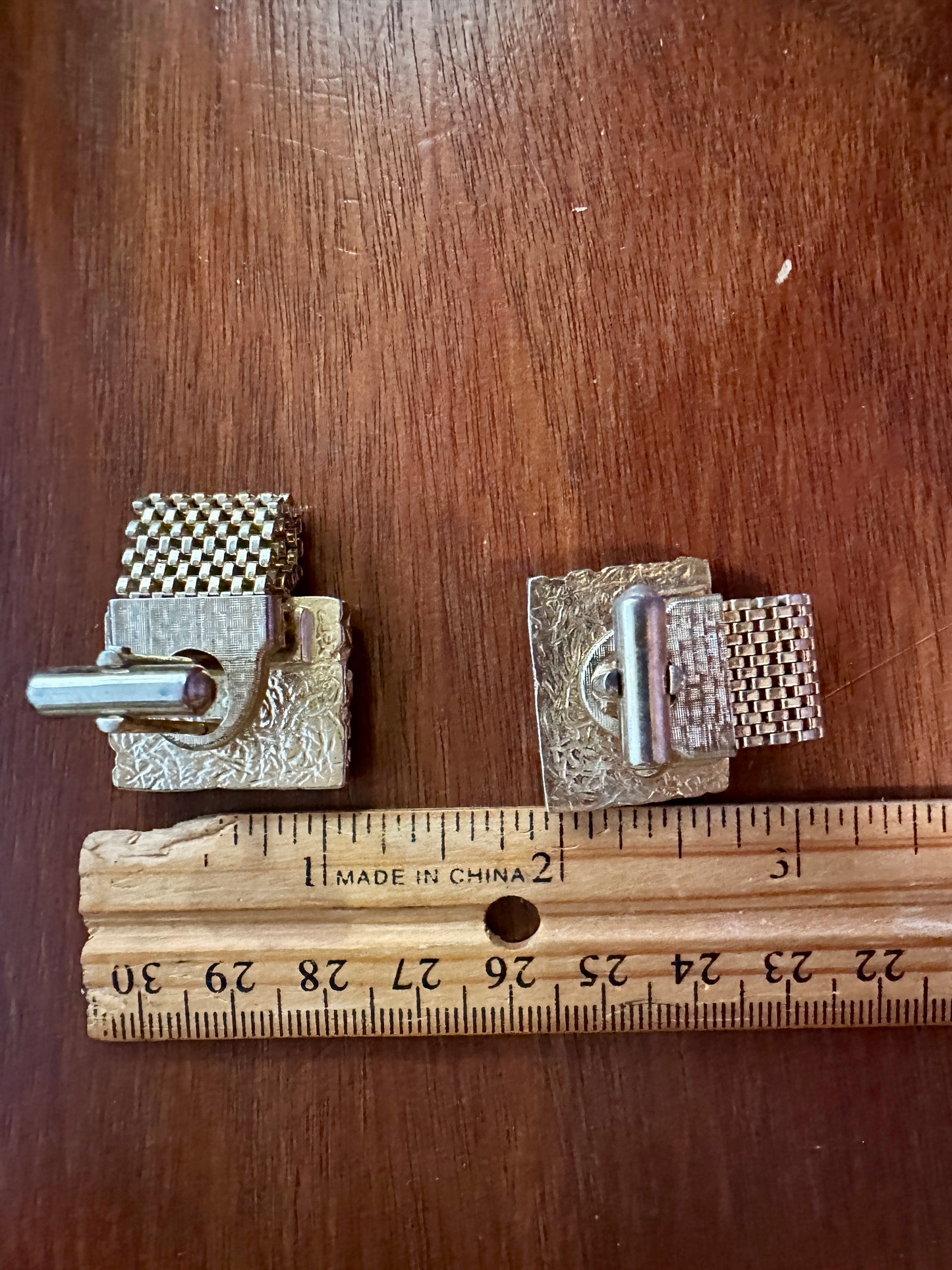 Vintage 70s Gold Tone Mesh Brown Agate Large Face Cuff Links
