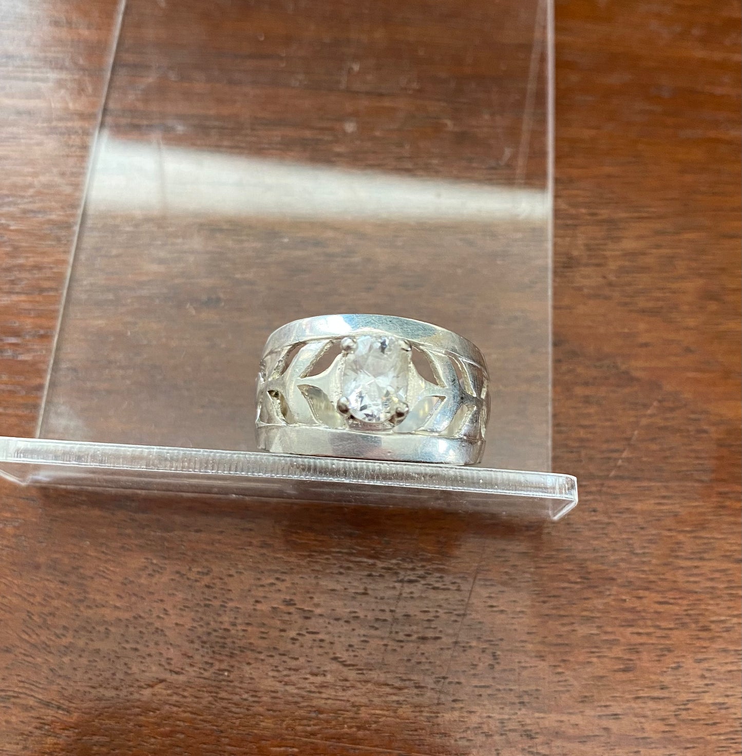 Sterling Sliver 925 Ring Cubic Zirconia Flower Cut Out Wide Band Sz 5.5