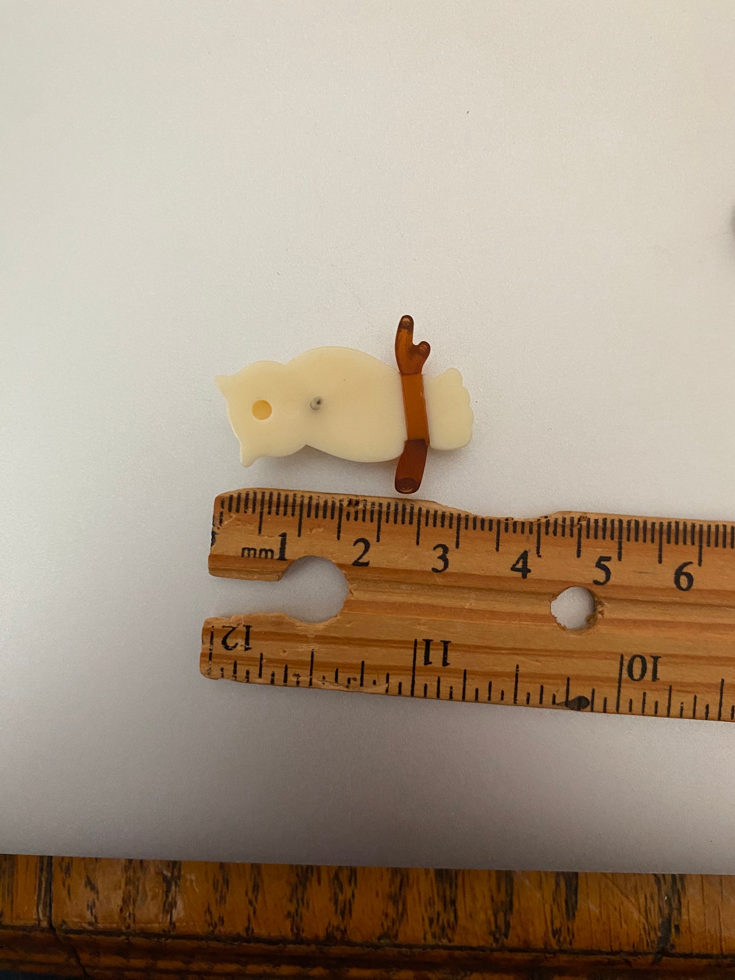 Vintage Hard Plastic Avon White Faux Amber Branch Owl Pin Brooch