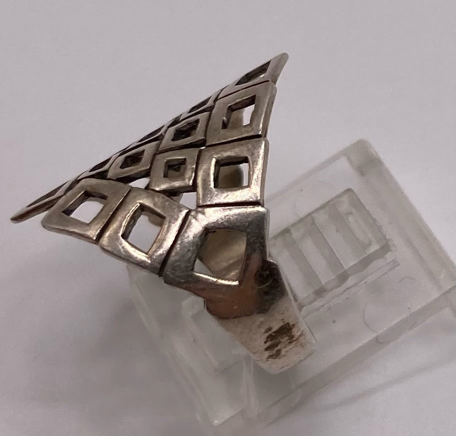 Sterling Silver 925 Modernist Modern Cut Out Ring Sz 8