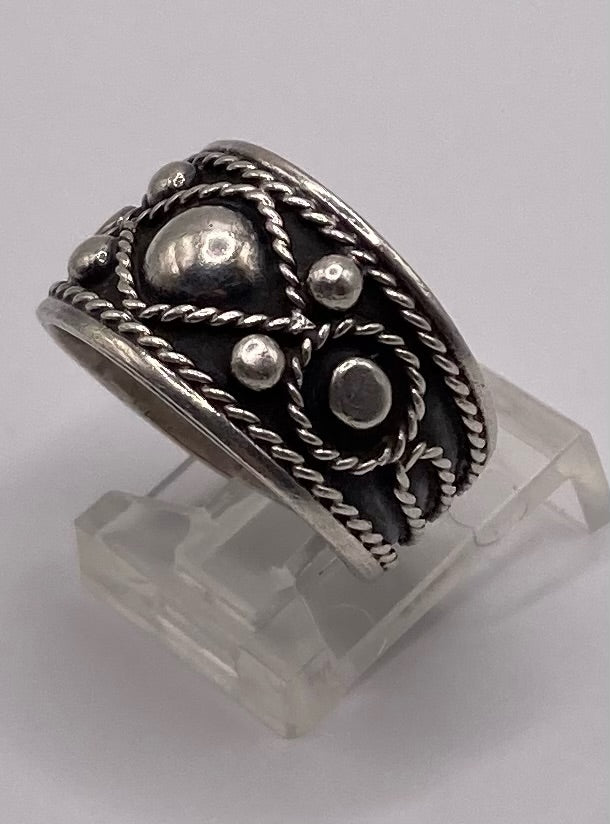 Sterling Silver 925 Black Relief Ball Rope Pattern Ring Sz 8