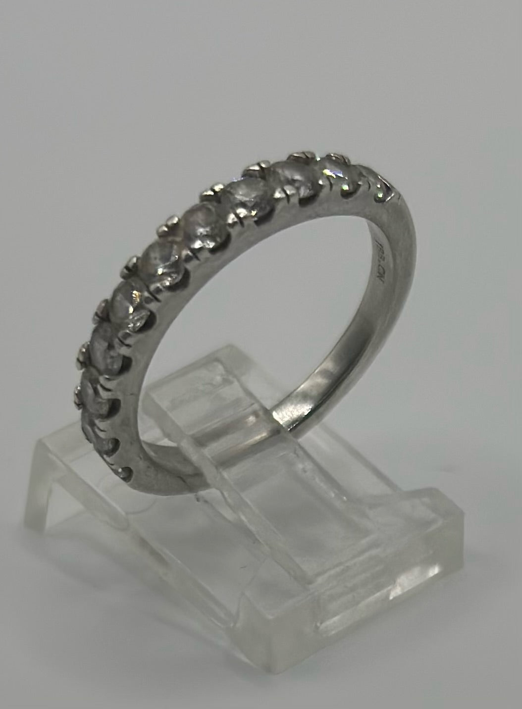 Sterling Silver 925 CZ Band Ring Sz 7.5 IBB CN