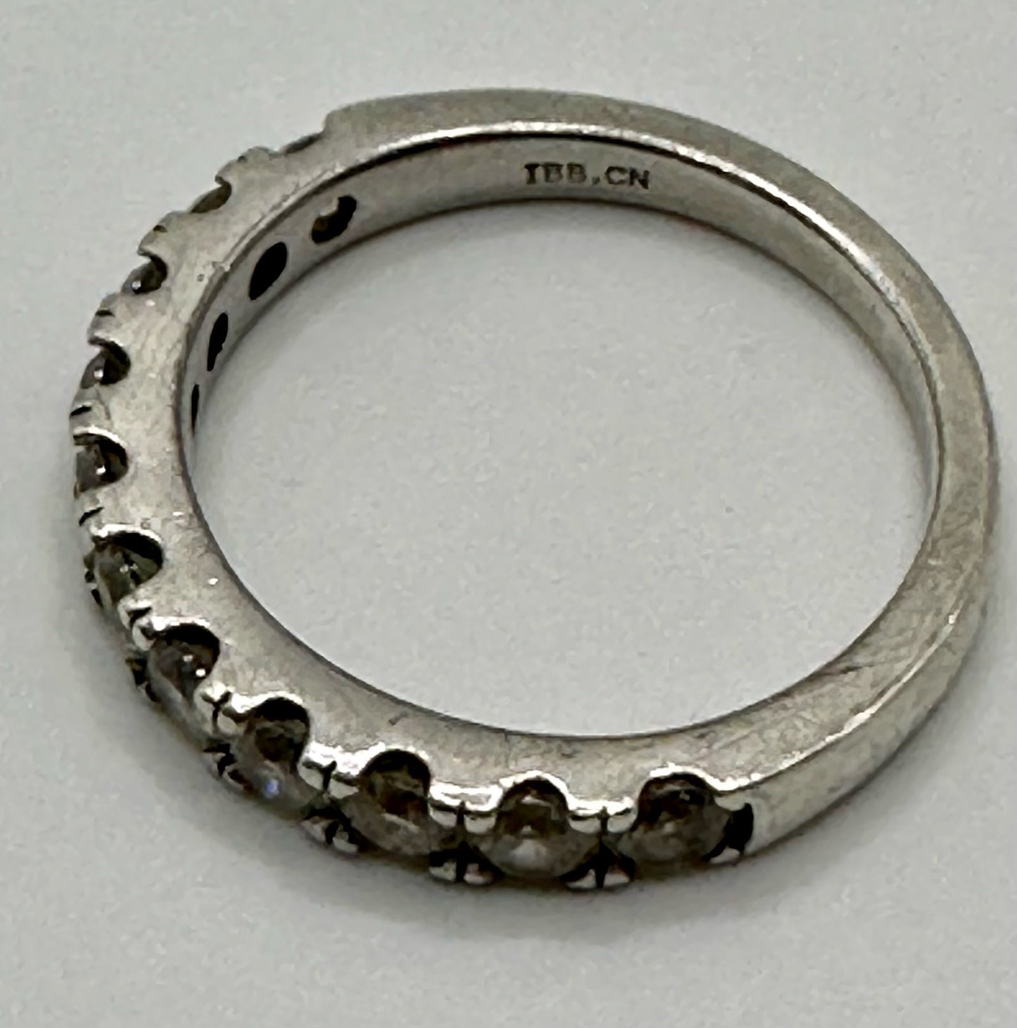 Sterling Silver 925 CZ Band Ring Sz 7.5 IBB CN