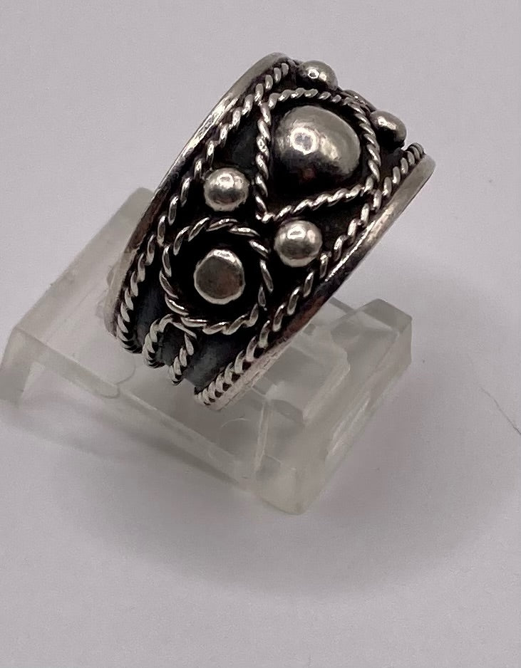 Sterling Silver 925 Black Relief Ball Rope Pattern Ring Sz 8