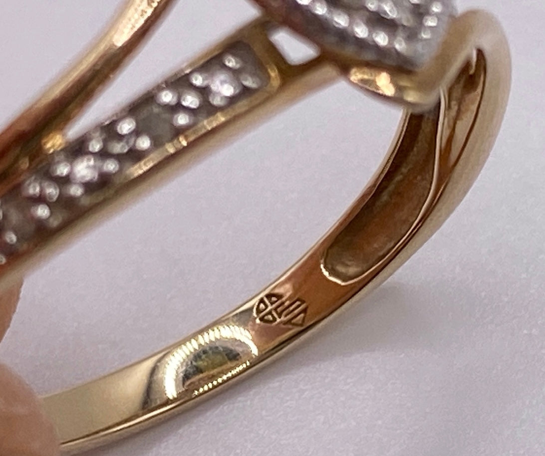 Cute 10k Yellow Gold Pave Diamond Heart Bypass Style Ring Sz 6.75