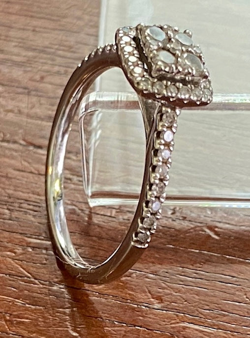 10k White Gold Diamond Halo Engagement Ring Sz 6.75