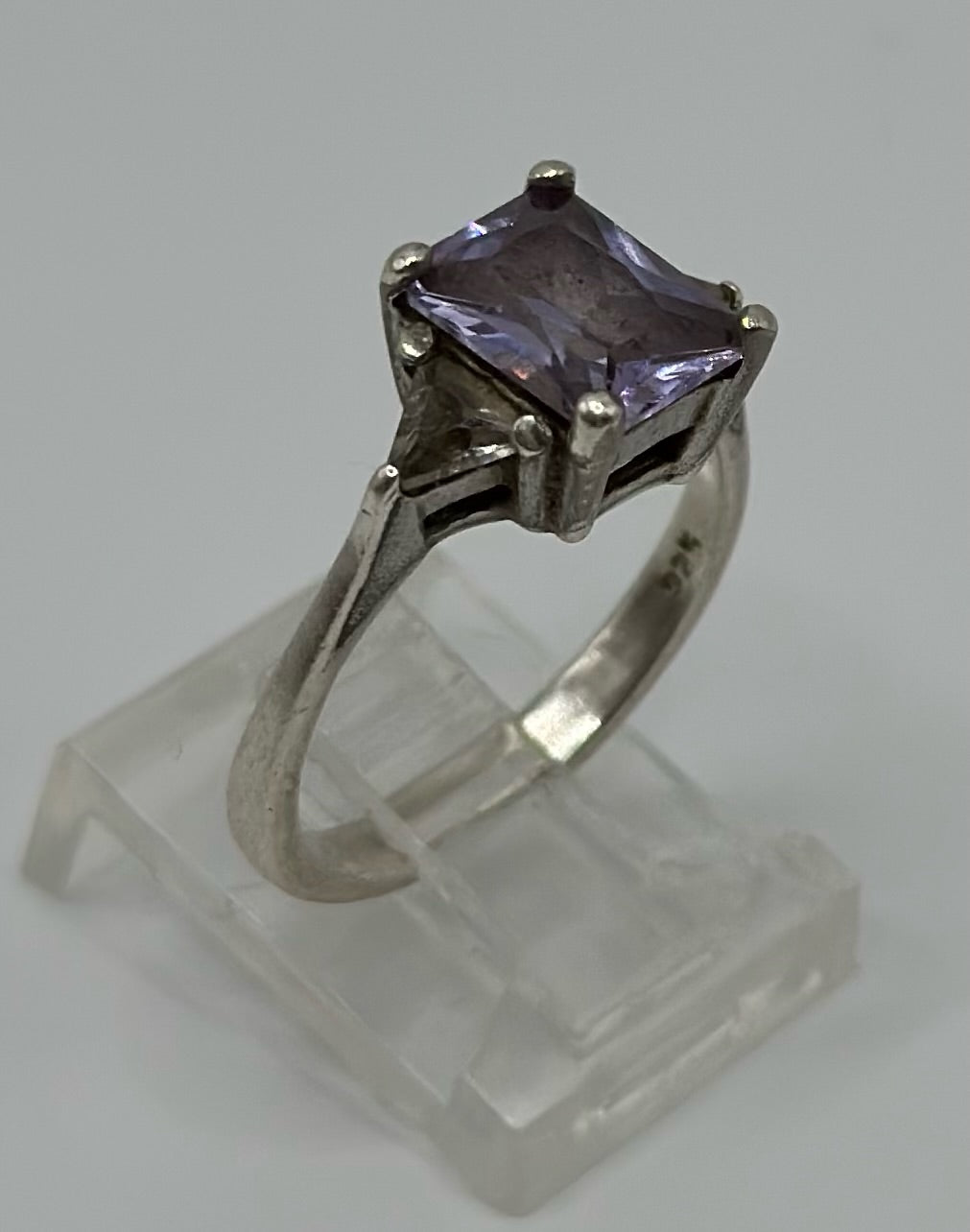 Sterling Silver 925 Emerald Trillion Cut CZ Faux Amethyst Ring Sz 6.5