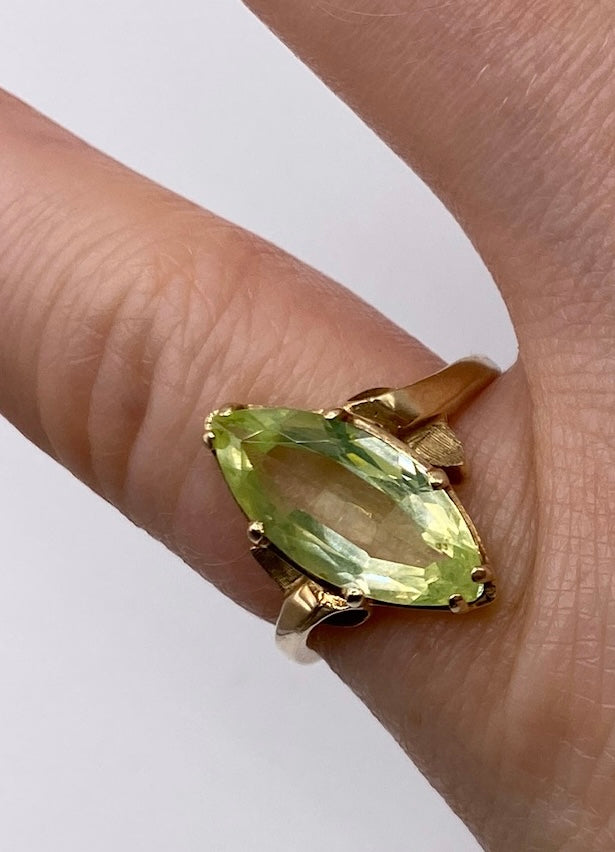 10k Yellow Gold Large 3ct Marquise Peridot Ring Sz 6