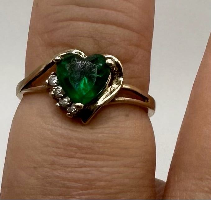 Gold Vermeil Sterling Silver 925 Green Heart Shaped CZ Ring Sz 6.75