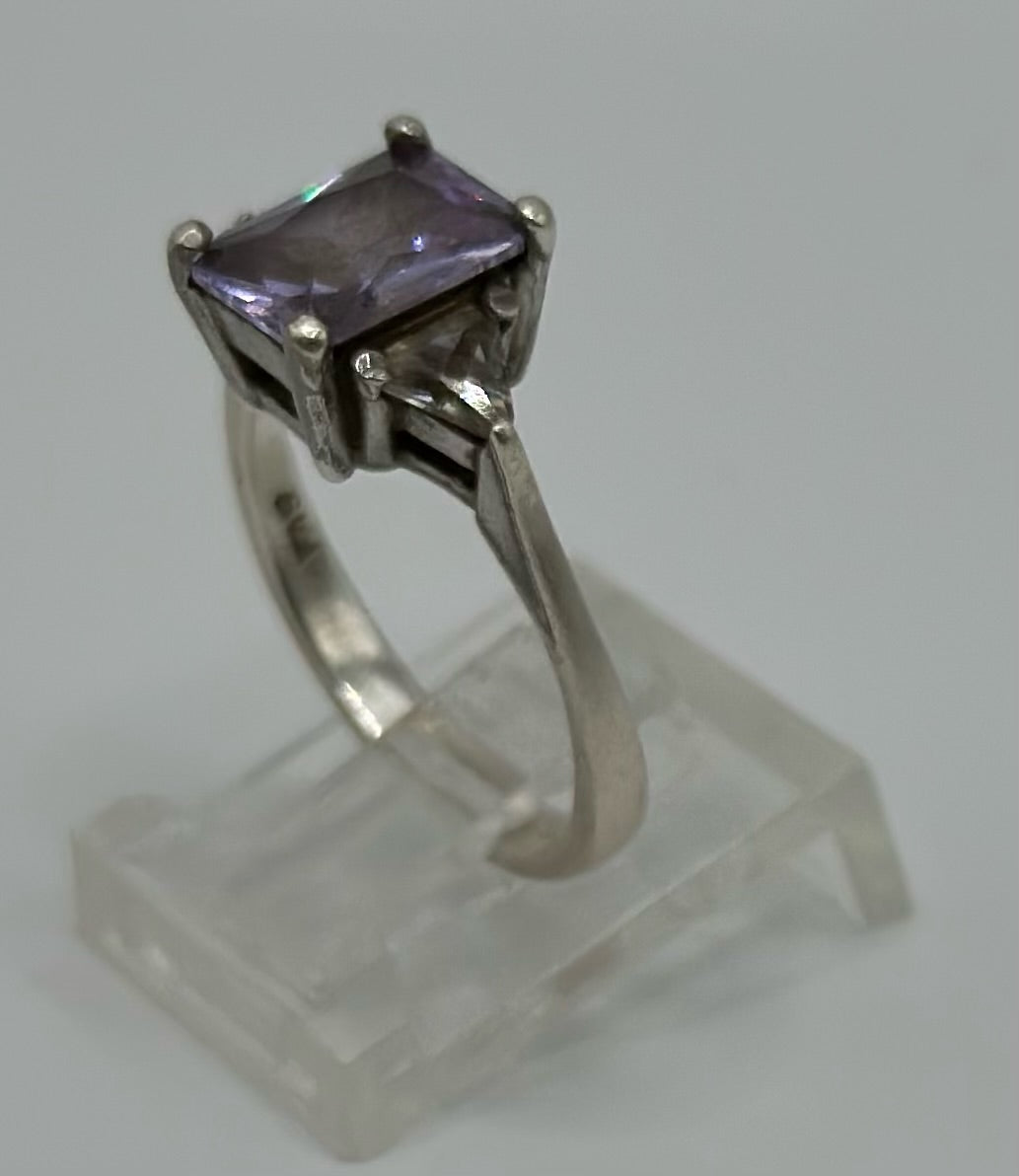 Sterling Silver 925 Emerald Trillion Cut CZ Faux Amethyst Ring Sz 6.5