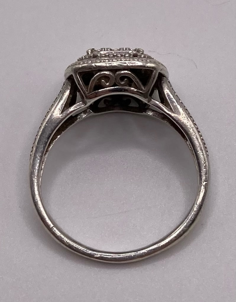 Sterling Silver 925 Diamond Accent Illusion Engagement Ring Sz 6.75