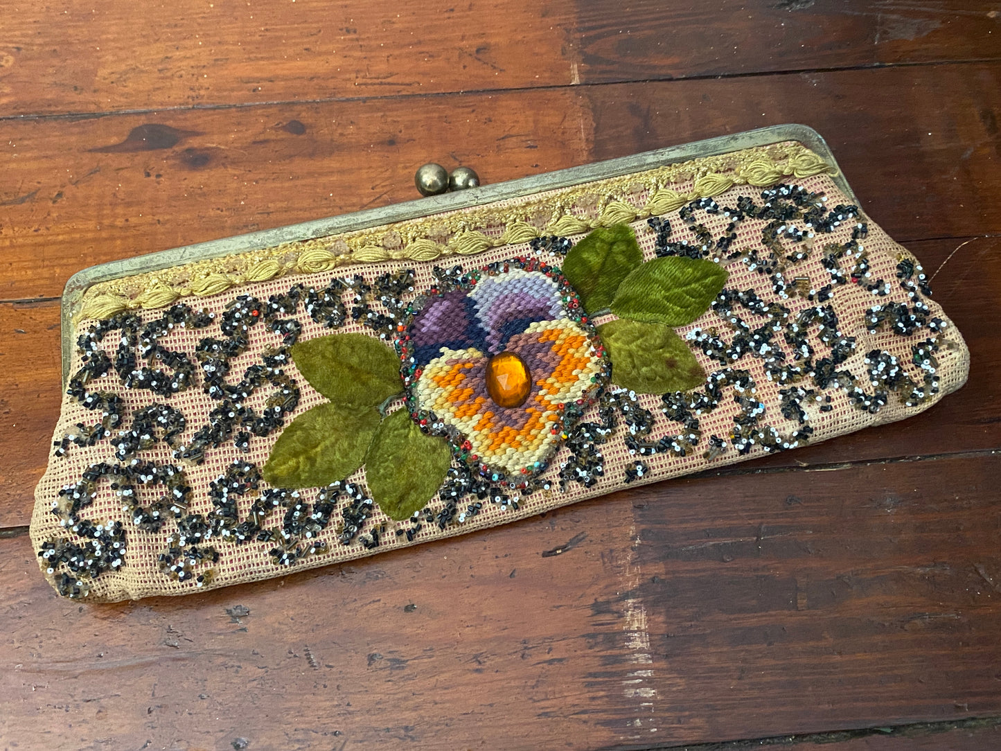 Vintage Jolles Tapestry Embroidered Pansy Flower Clutch Purse