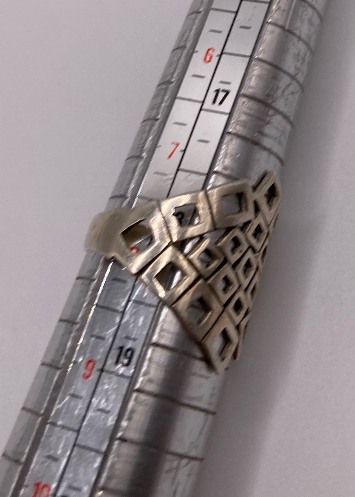 Sterling Silver 925 Modernist Modern Cut Out Ring Sz 8