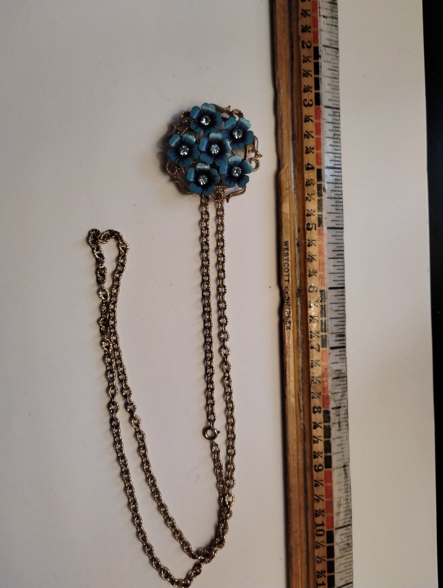 Vintage Avon Gold Tone Blue Enamel Rhinestone Flower Pendant Necklace Brooch