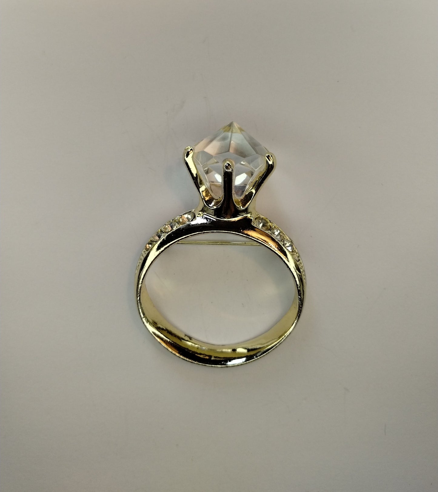 Vintage Signed AJC Gold Tone Rhinestone Ring Brooch Pin