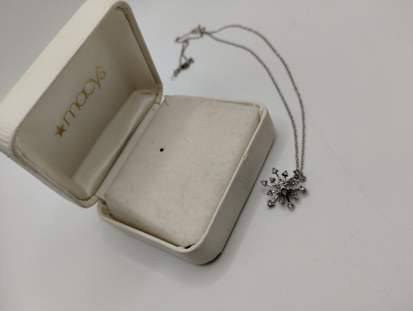 ADL Signed 14k White Gold Diamond Starburst Snowflake Pendant Necklace