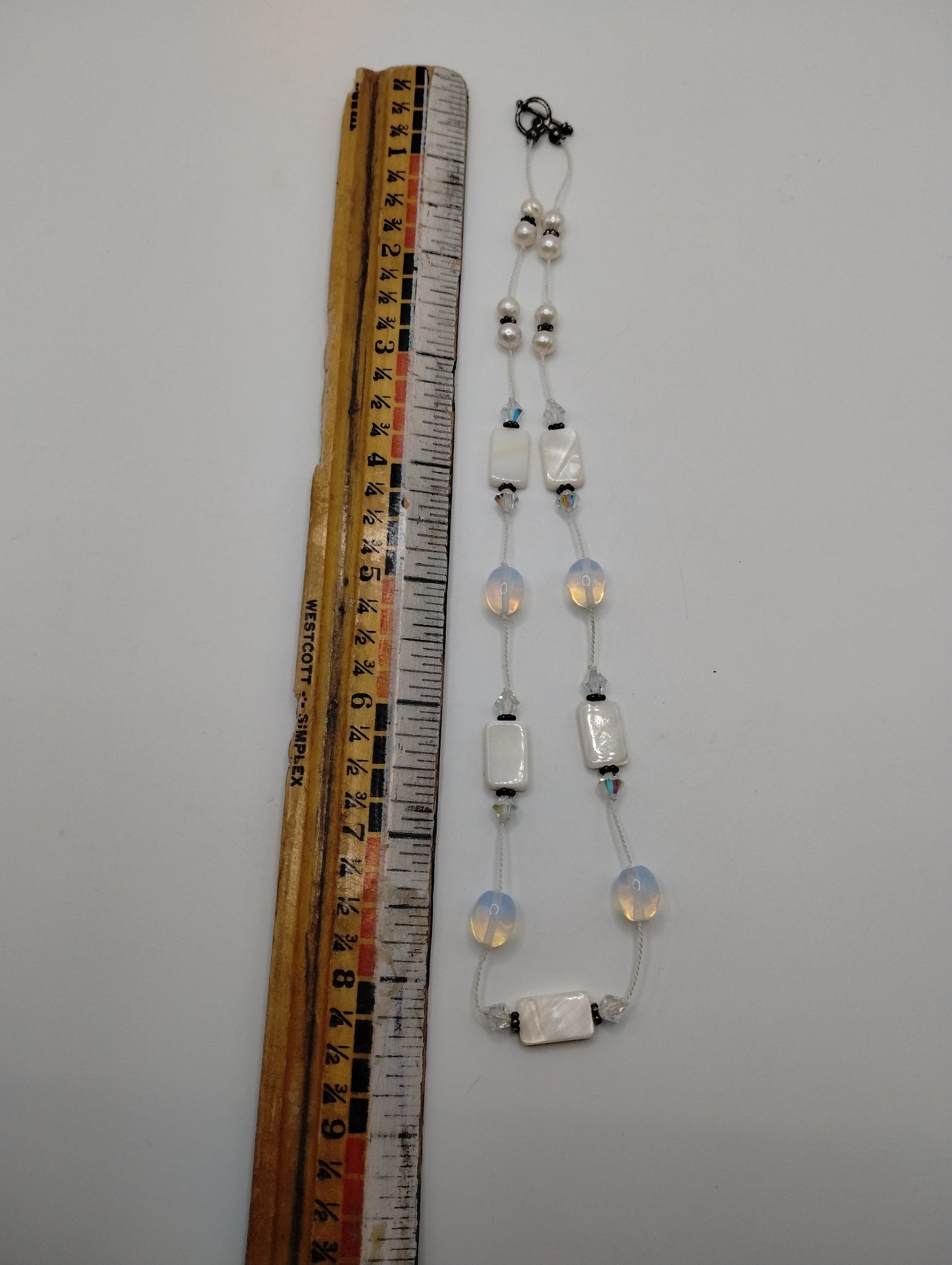 Silver Tone Glass AB Aurora Borealis Vaseline Style Bead Necklace