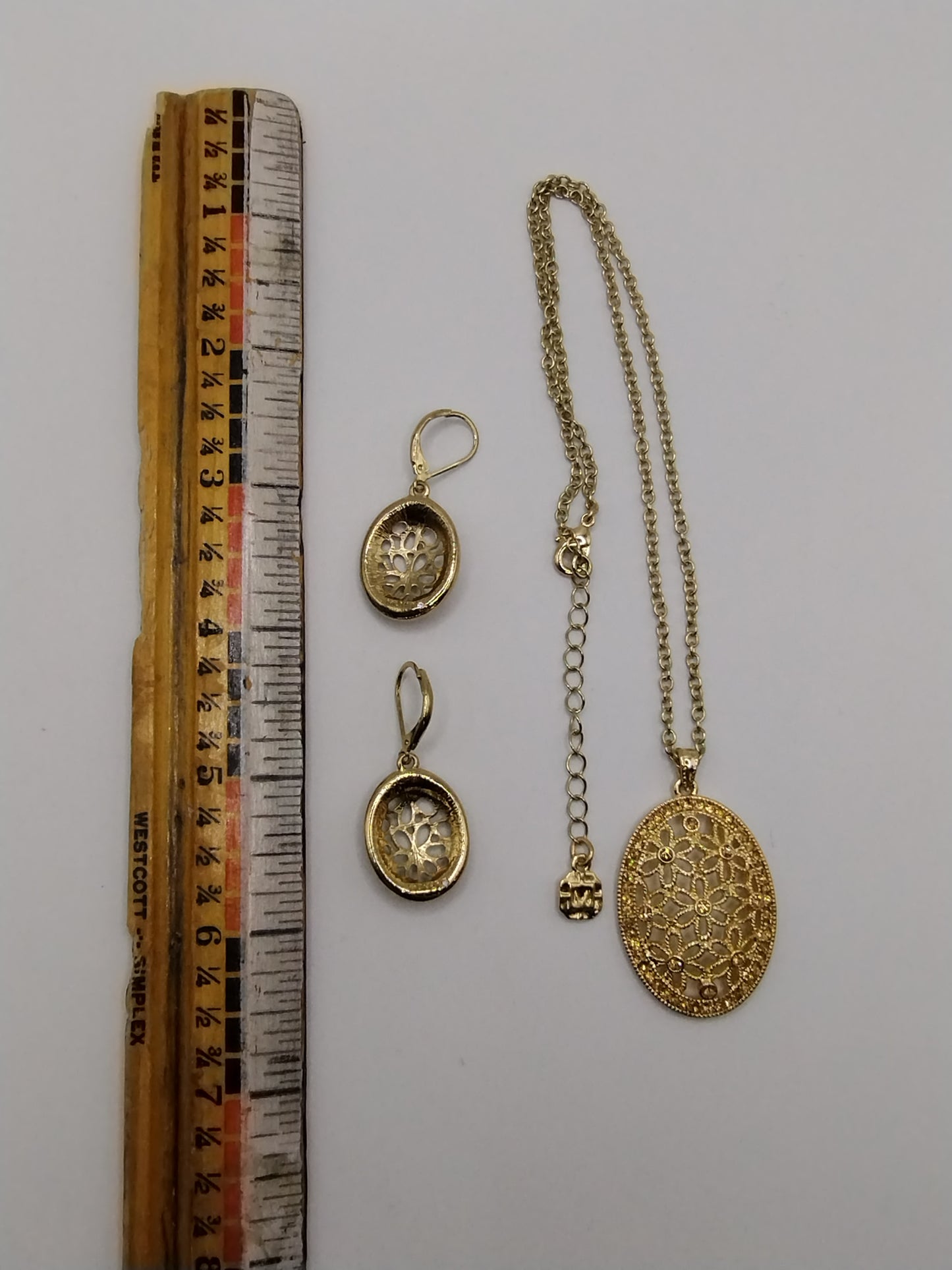 Vintage Signed Monet Gold Tone Champagne Rhinestone Jewelry Necklace Earrings