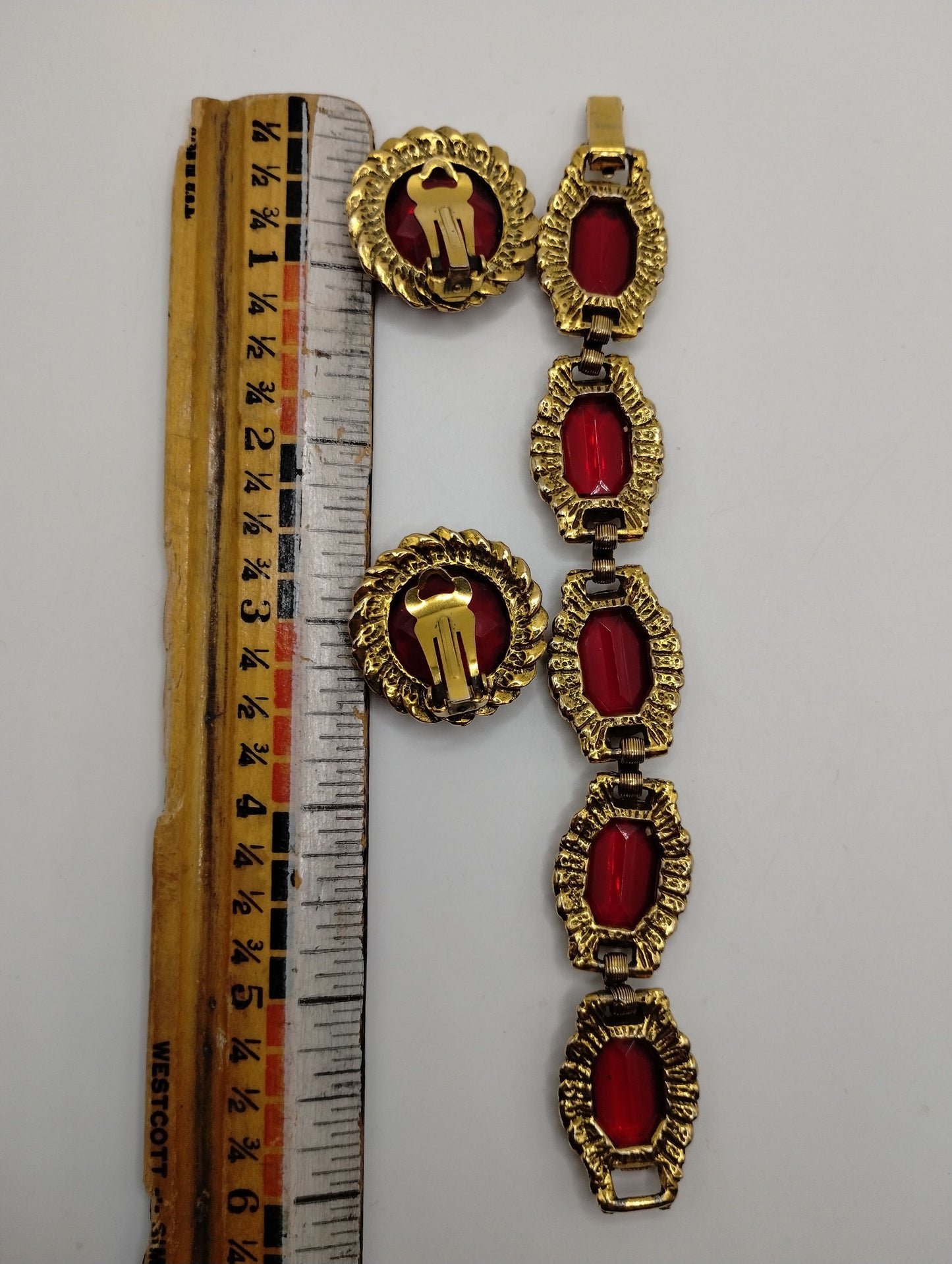 Vintage Gold Tone Red Glass Open Bezel Jewelry Set Bracelet Clip on Earrings
