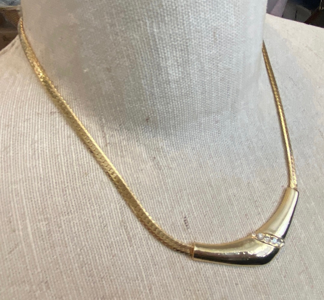 Vintage Gold Tone Herringbone Chain Rhinestone Collar Necklace