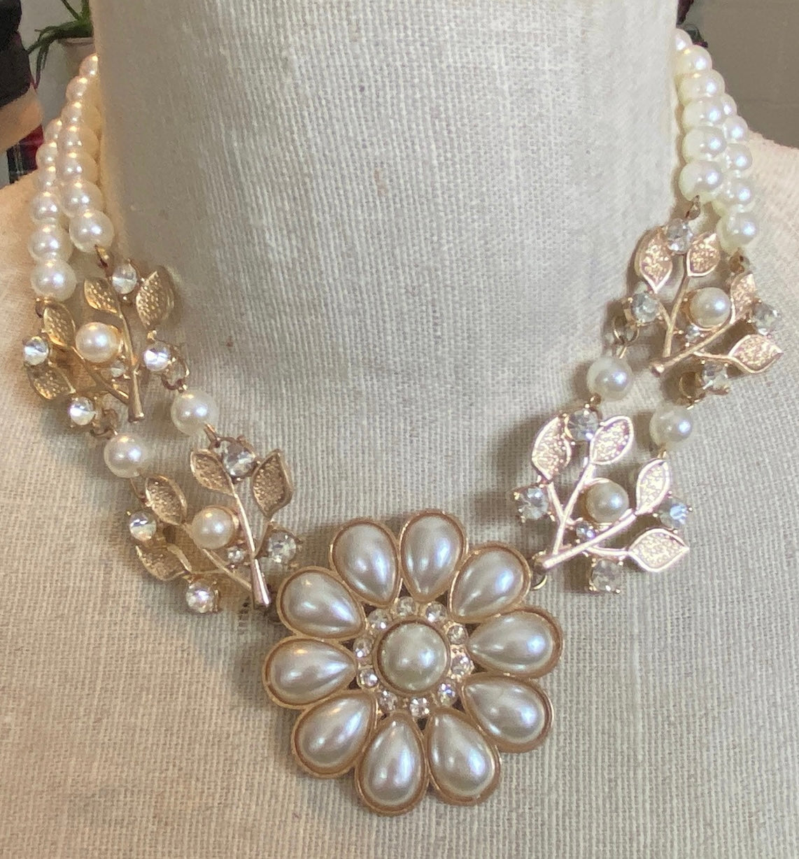 Pretty Vintage Style Faux Pearl Rhinestone Gold Tone Multistrand Necklace