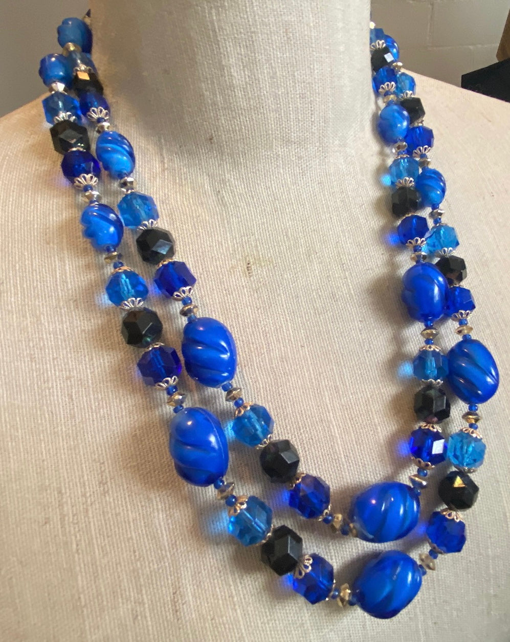 Pretty Shades of Blue Vintage Multistrand Chunky Bead Necklace