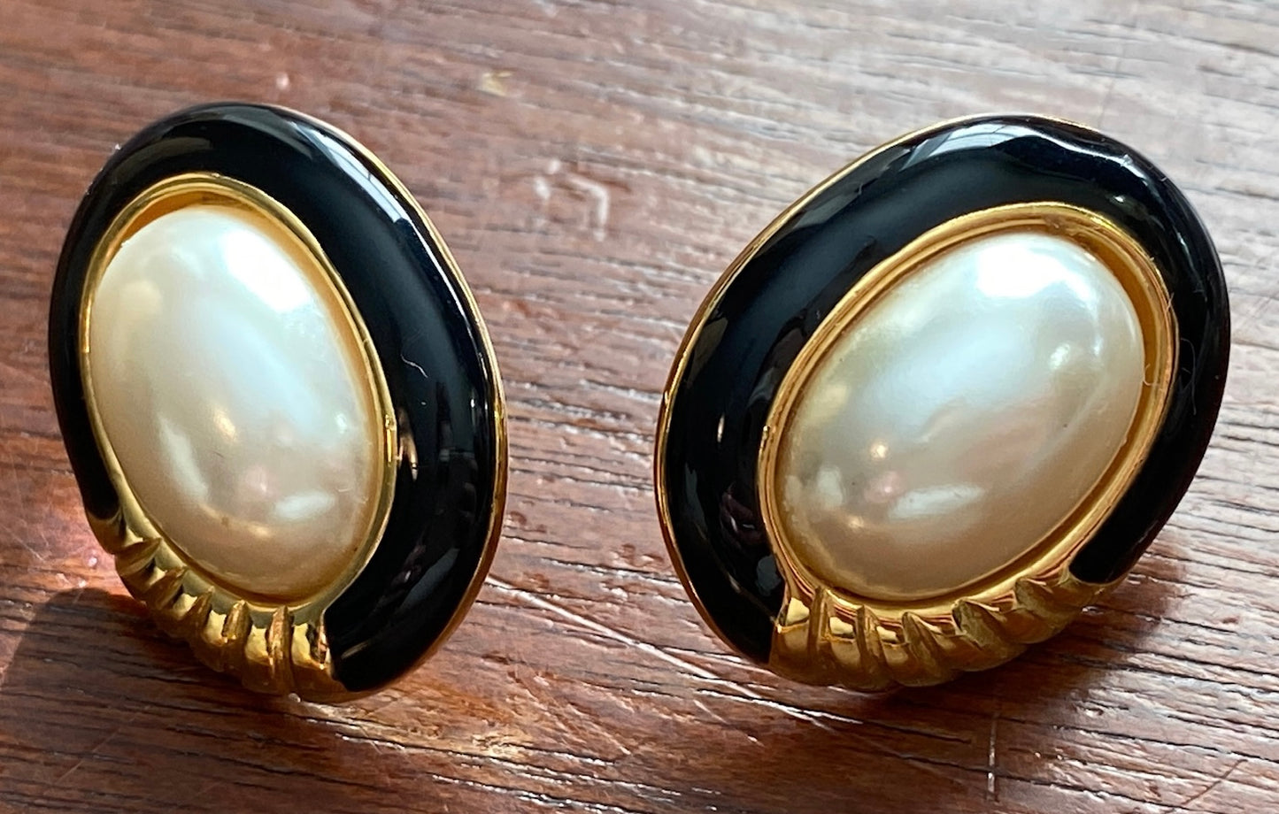 Vintage Gold Tone Black Enamel Faux Pearl Cabochon Pierced Earrings