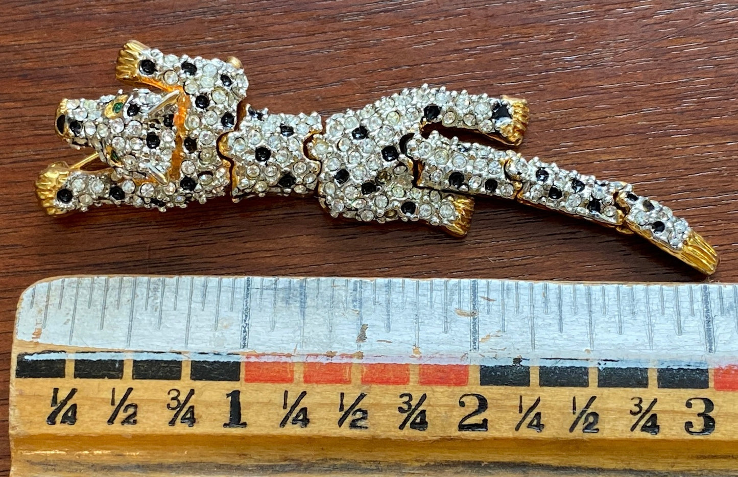 Vintage Green Eyes Rhinestone Leopard Articulated Brooch Pin