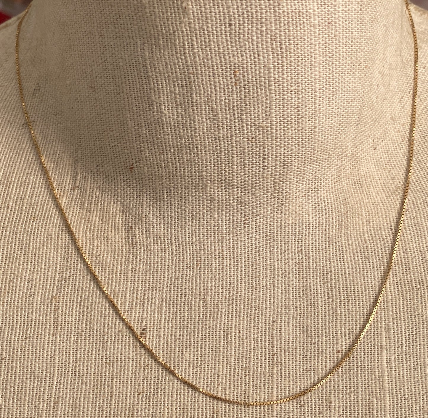 14k Yellow Gold Box Chain Necklace 18" Long x 1mm
