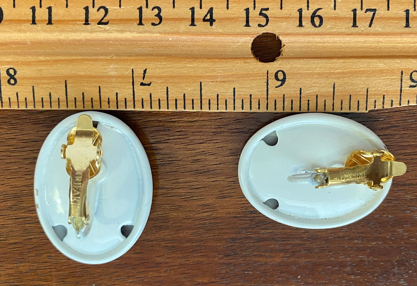 Vintage Signed Trifari White Oval Enamel Clip On Earrings
