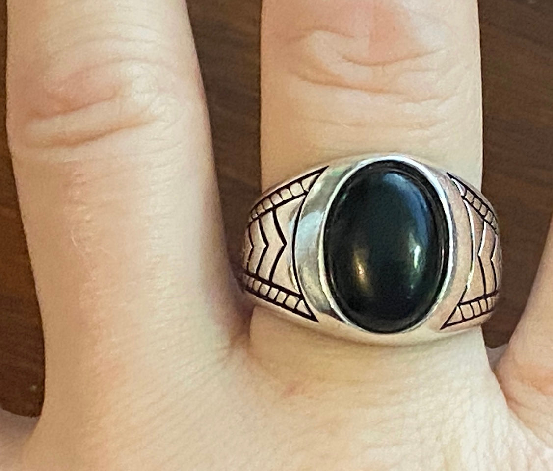 Sterling Silver 925 Onyx Signet Ring Sz 8.75 Chevron Pattern